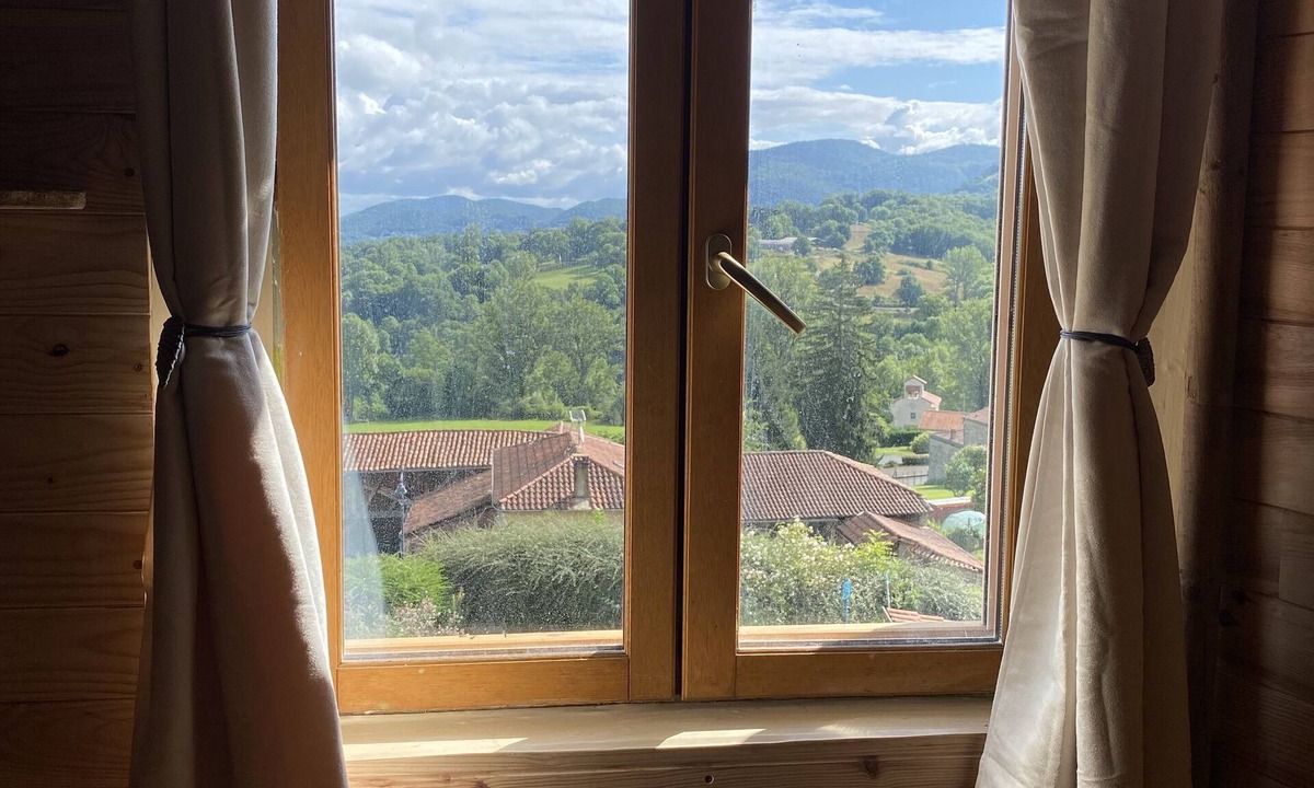 Crechets House | Le concept guest suite with private Sauna and Spa and secret room