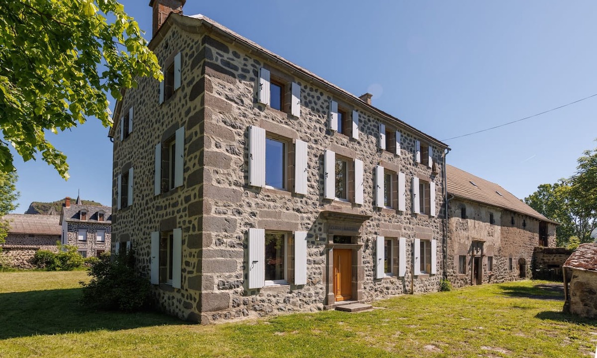 Neussargues-Moissac House | Le Domaine du Rocher - Pour 12 avec grand jardin
