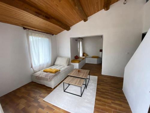 Mars House | Le Gîte du Truel