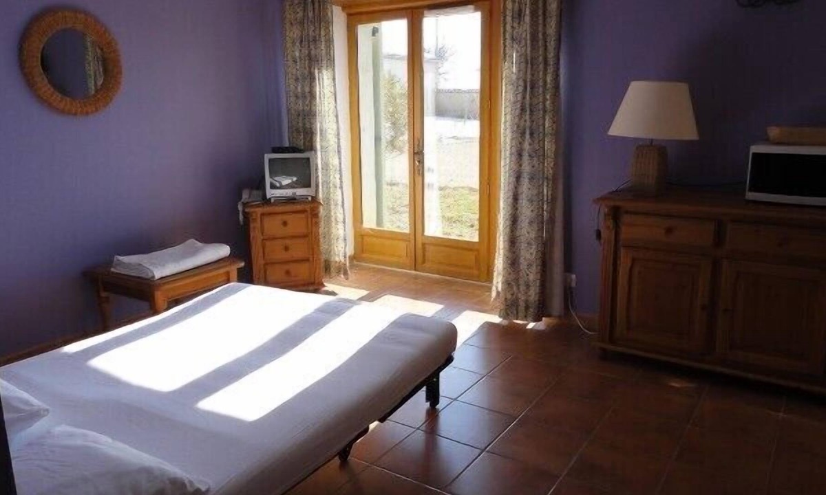 Brunet Apartment | Le Grand Logisson on the Valensole plateau