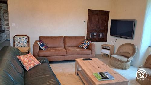 Saint-Izaire House | Le Mas de Jacquet