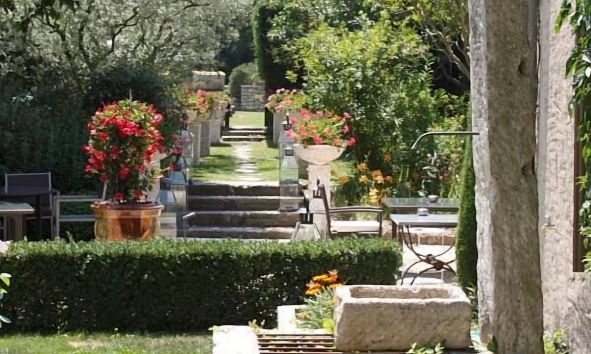 St.-Remy-de-Provence Hotel | Le Mas des Carassins