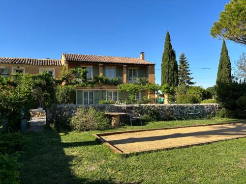 Rochegude Bed & Breakfast | Le Mas des Vignes en Drome provençale