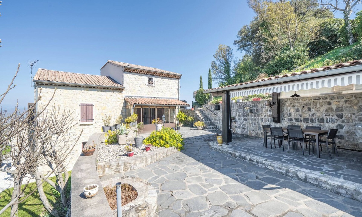 Sampzon Bed & Breakfast | Le Mas du Rocher - Exceptional views and tranquillity
