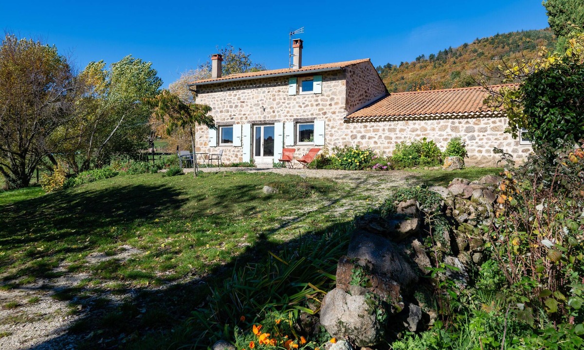Hermitage-Tournonais-Herbasse-Pays de Saint-Felicien House | Le Mas Victor Ardèche – Tranquility and Nature Near Saint-Victor