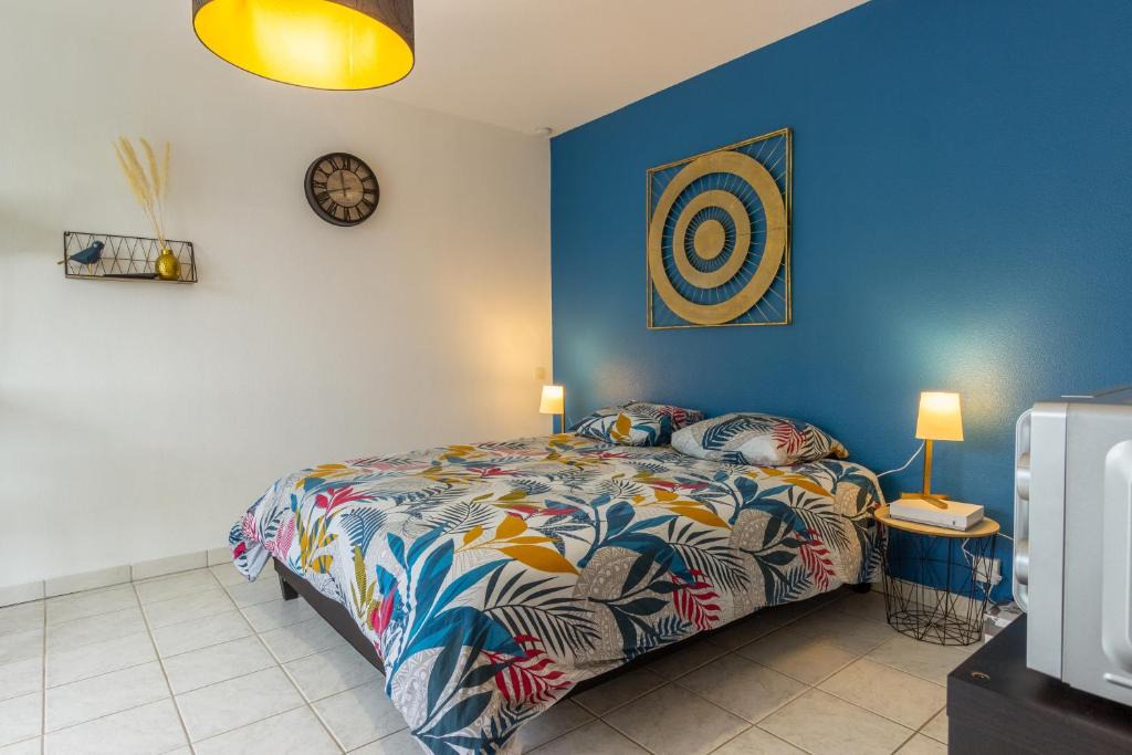 Onet-le-Chateau Apartment | Le Nid Castonétois Parking Privé