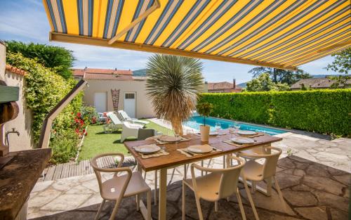 Millau Apartment | Le nid des ailes piscine jardin parking centre-ville