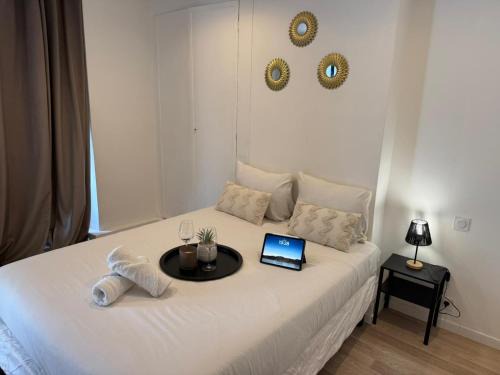 Quartier de la Salpetriere Apartment | Le Paris - Pont de Bercy