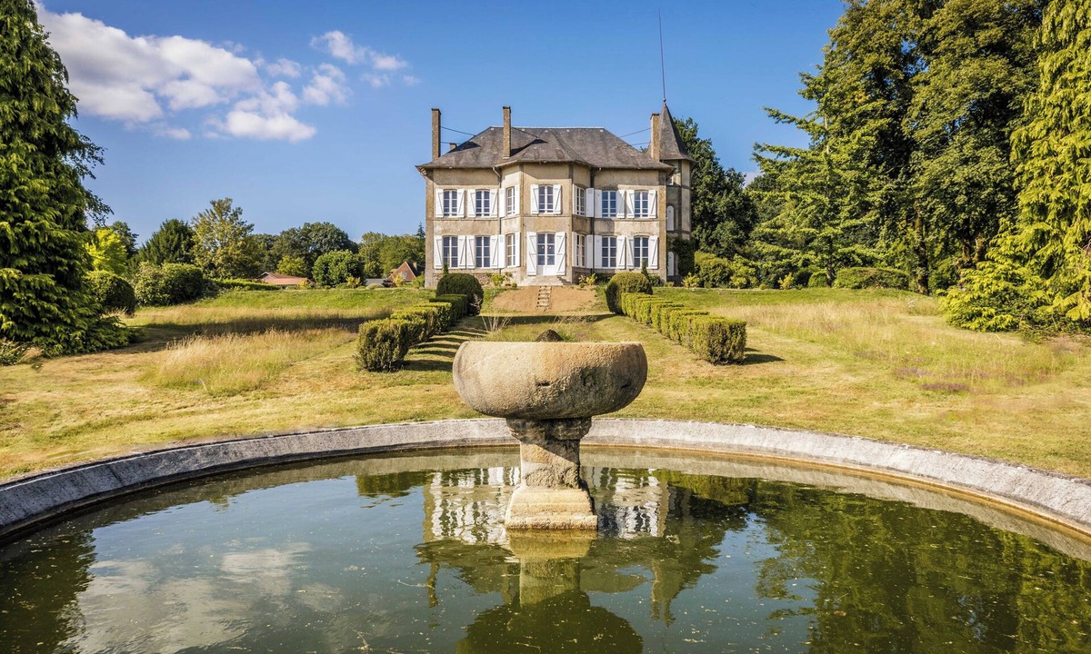 Vicq-sur-Breuilh Other | Le Petit Château: a warm interlude in the heart of the Limousin countryside