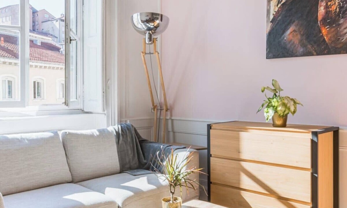Terreaux - Bat d'argent Apartment | Le Royale Haussman Junior suite - Louis Pradel - Netflix
