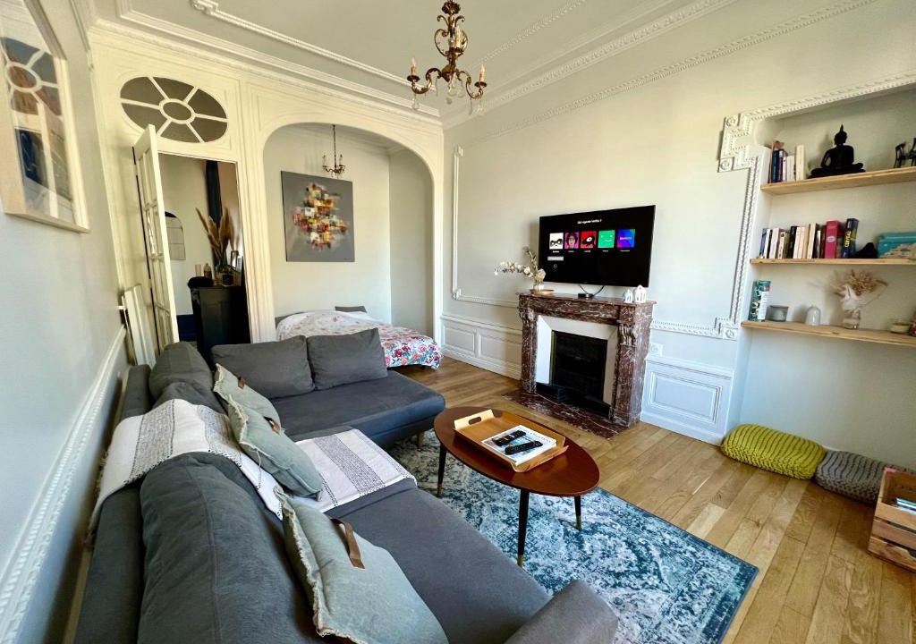 Quartier Chorier-Berriat Apartment | Le Téléphérique, 6 pers, 300 m Gare, Climatisation