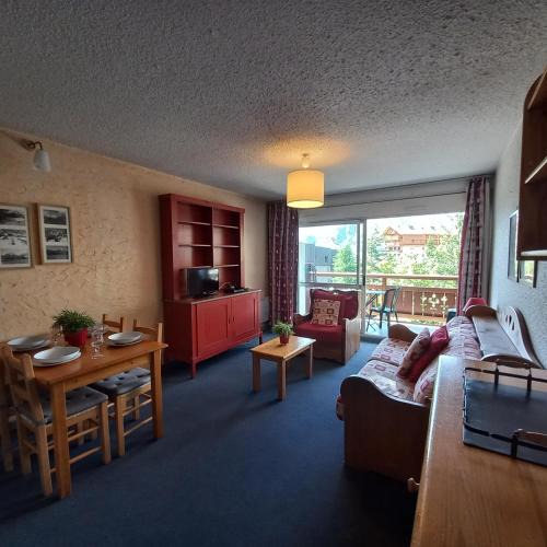 Mont-de-Lans Apartment | Le Tyrol