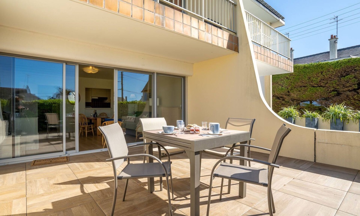 Quiberon Apartment | Les Albatros by Interhome