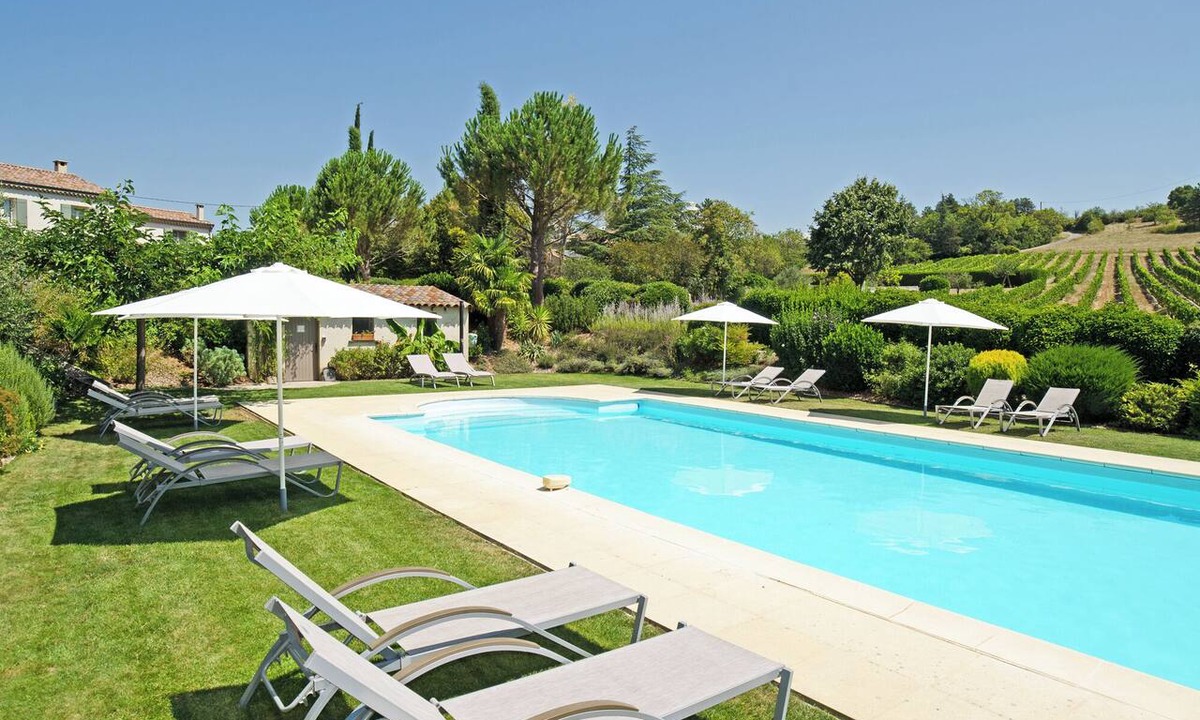 Mirabel-et-Blacons House | Les Cerisiers Vacation Rentals: Le Figuier, surrounded by nature and just a stone's throw from the Drôme River