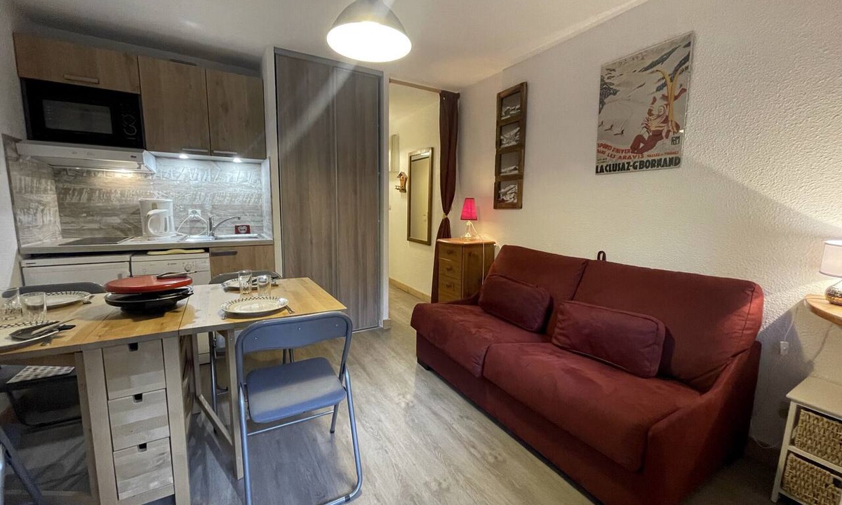 La Clusaz Apartment | Les Chalets des Converses - Apartment 1 - close to the slopes 4 people