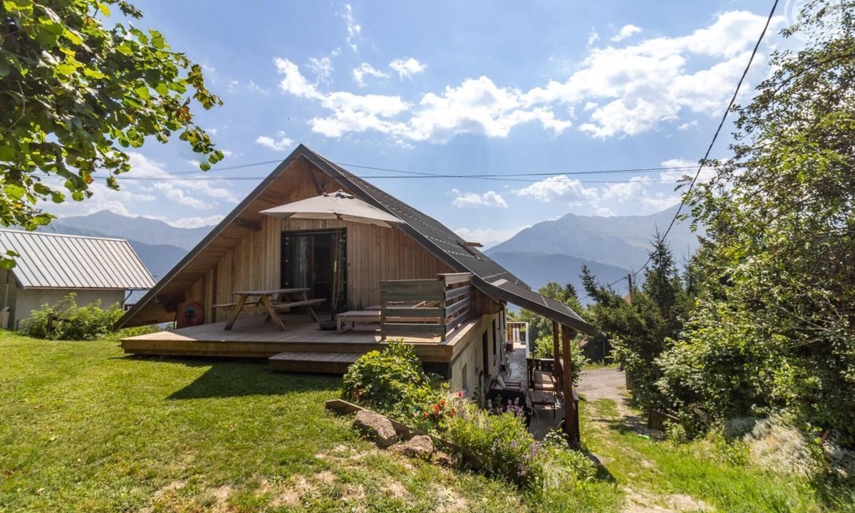 Jarrier House | LES IRIS - JARRIER - Gîte