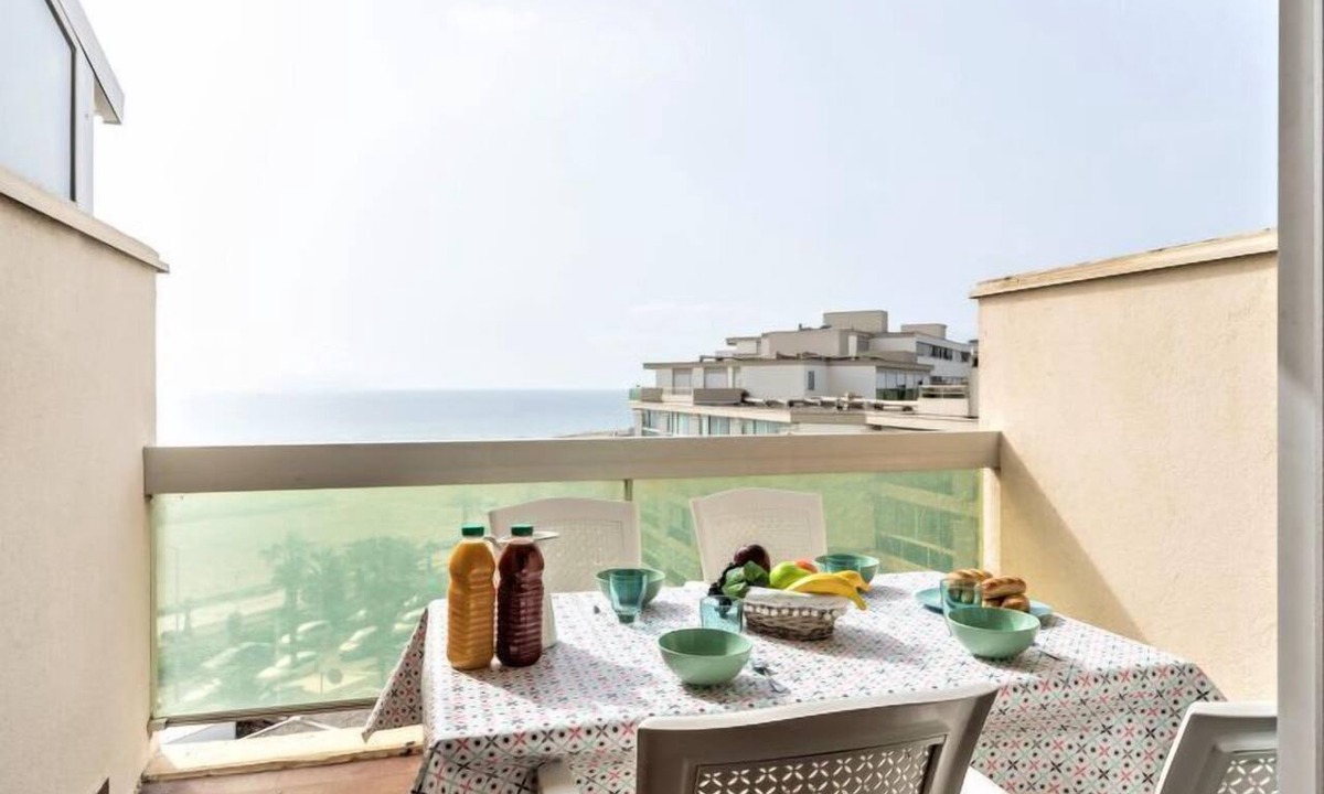 La Cote Radieuse Apartment | Les Jardins de la Plage by Interhome