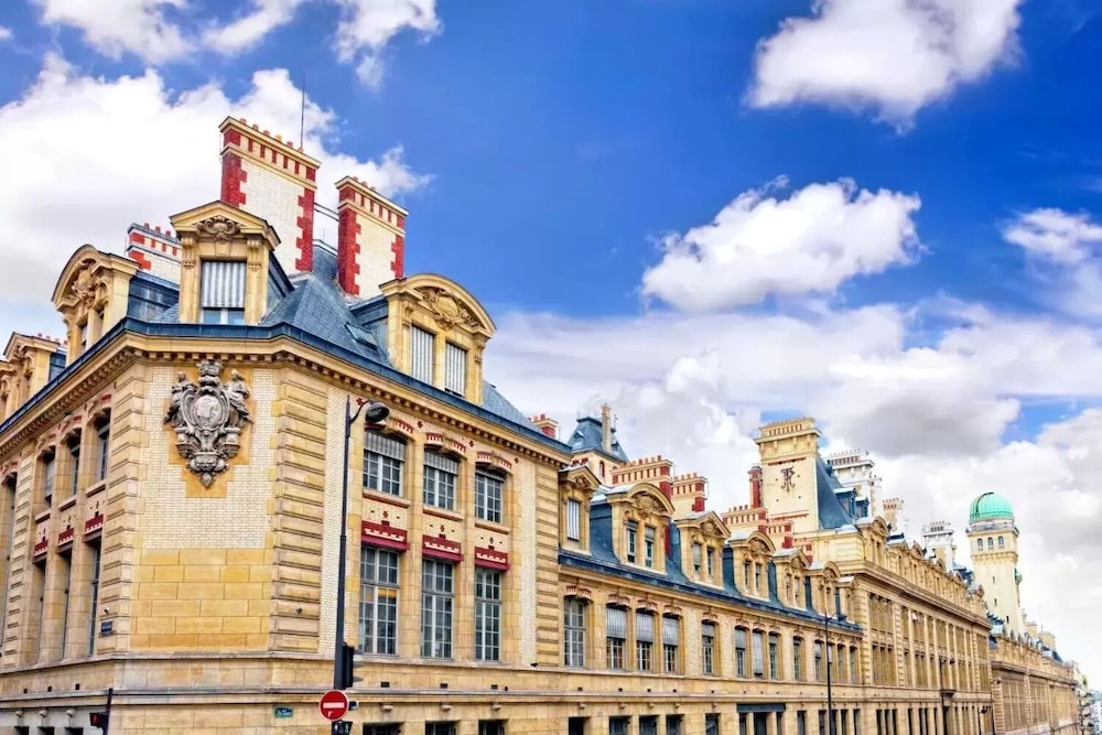 Latin Hotel | Les Jardins du Luxembourg