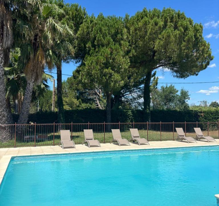 Lunel Hotel | Les Mimosas