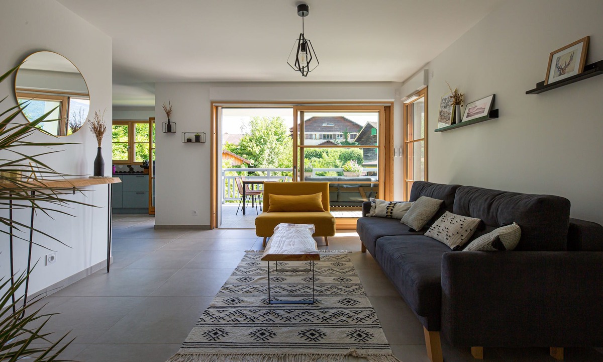 Talloires-Montmin Apartment | Les Pieds Dans L'eau - Talloires, Lac D'annecy