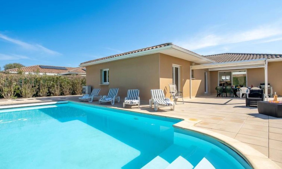 La Figarasse House | Les Villas de l'Etang by Interhome