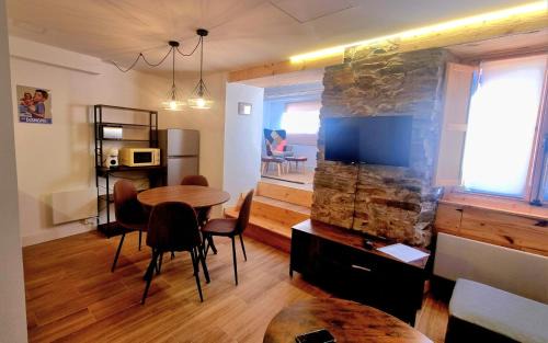 Llivia Apartment | Llivia 1876