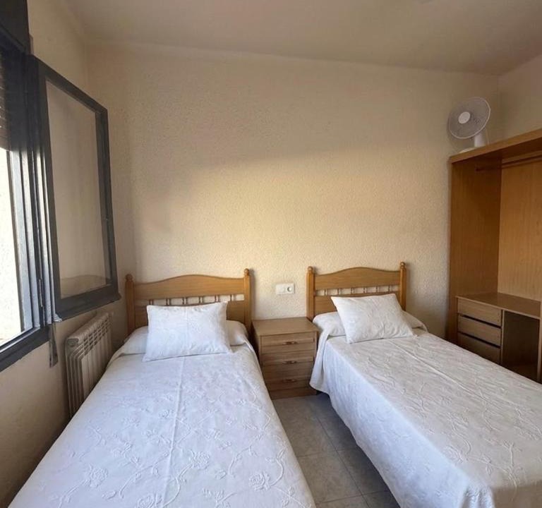 Viladecans Hostel | Los Hermanos