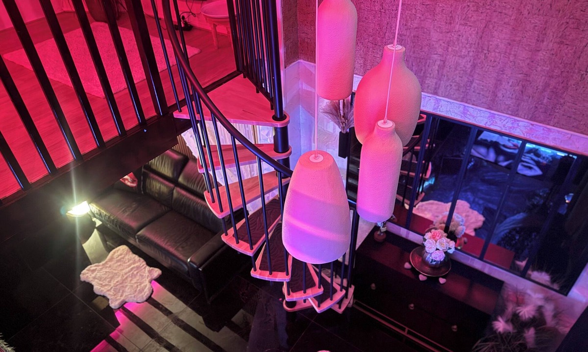 Les Remparts Apartment | Love Room Perpignan Jacuzzi tantra swing