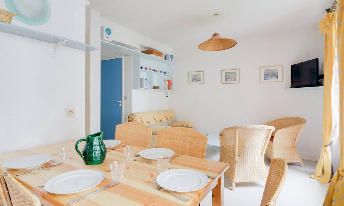 Cauterets Apartment | Lovely 2-Bed Apartment with Ski Storage, Close to Lift and Cauterets Center