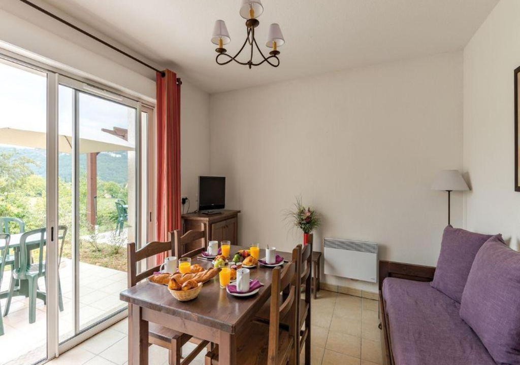 Carayac House | Lovely Duplex near Historic Carayac