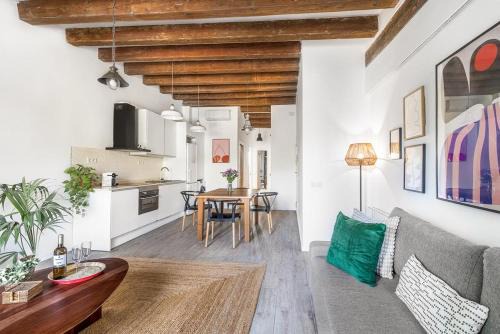 La Sagrada Familia Apartment | Lovely flat at Sagrada Familia