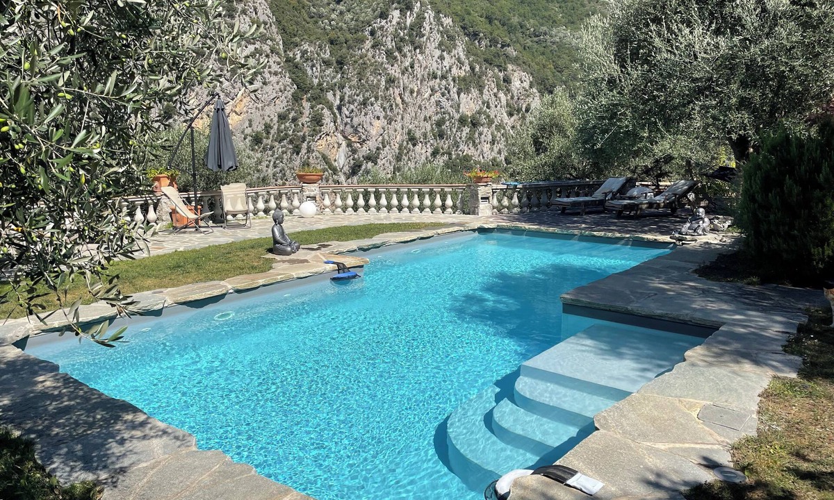 Breil-sur-Roya Apartment | Lovely Guest House with private pool