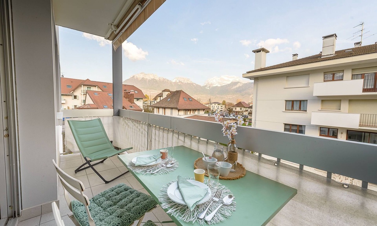 Saint-Jorioz Apartment | Luna du Laudon - Centre village et proche lac