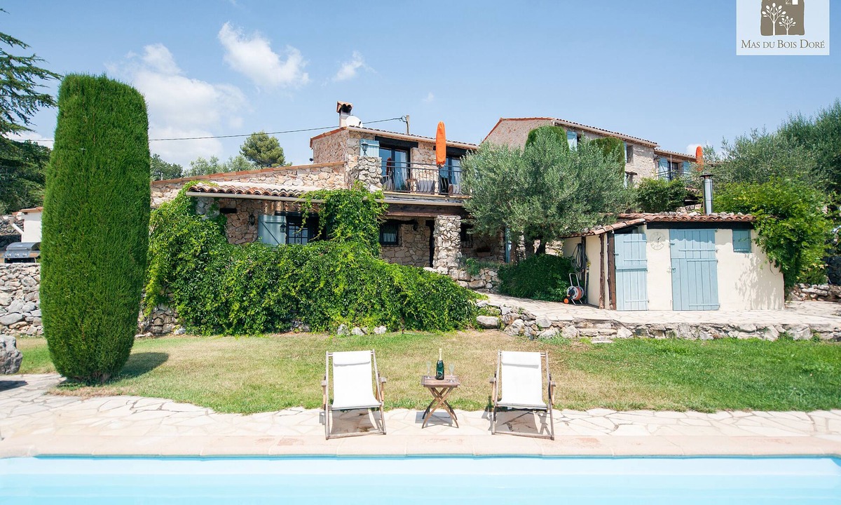 Mons House | Luxurious and Family friendly Olive Farm House Apartment with beautiful interior
