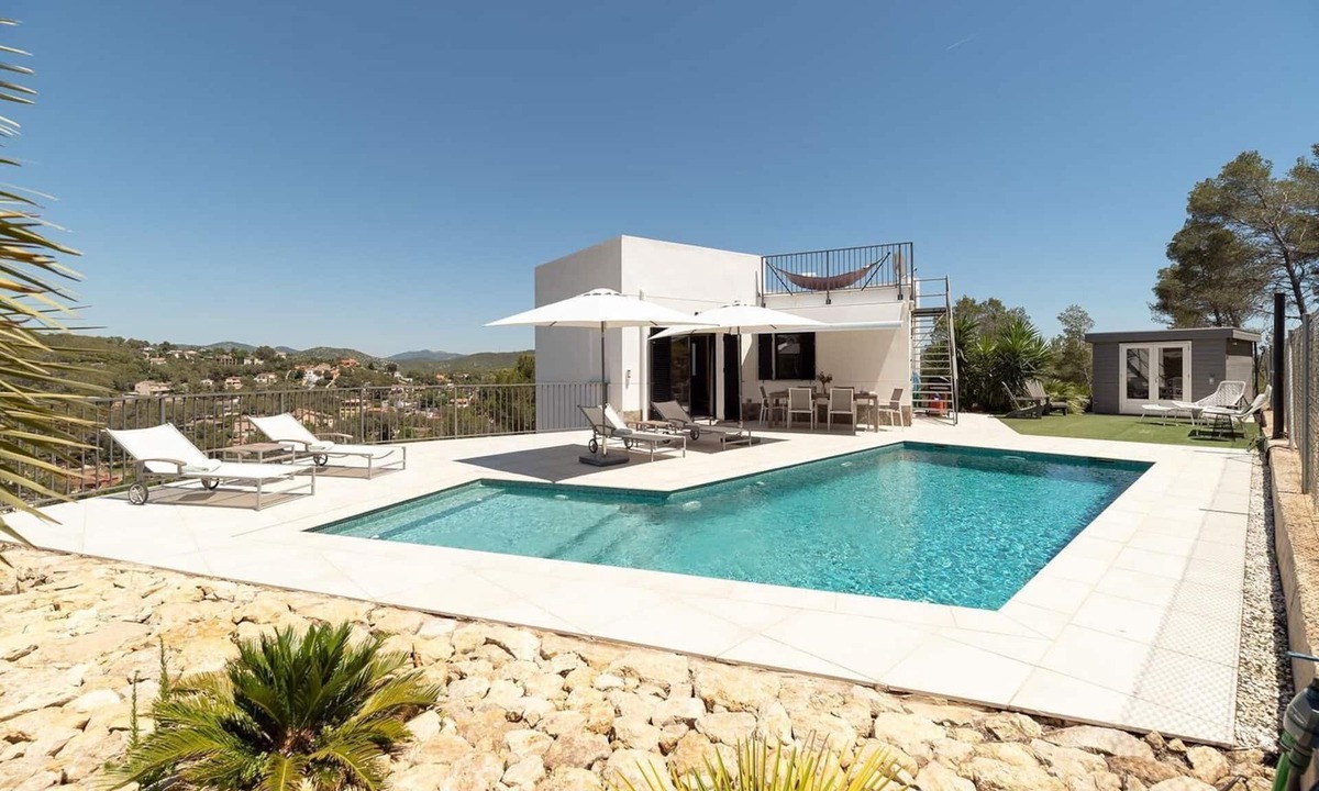 Olivella Villa | Luxury vacation villa in the hills of Sitges with breathtaking views