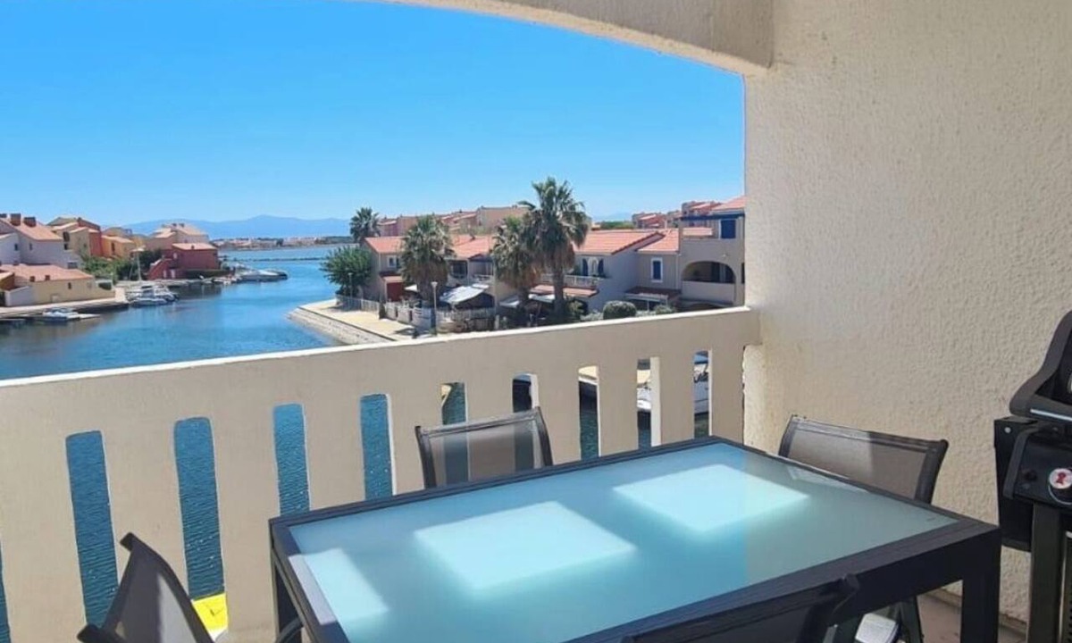Le Barcares Apartment | Magnifique Appartement Avec vue sur le lac Marin, Jacuzzi Privatif Chauffé