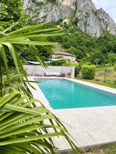 Beauregard-Baret House | Maison avec vue sur le Vercors