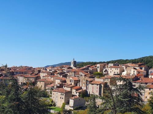 Village House | Maison Castely - Authentique demeure provençale avec superbe vue et jardin