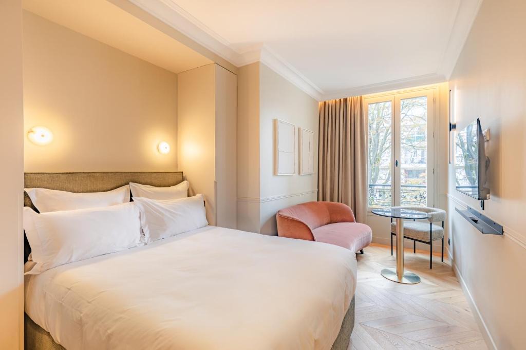 14th Arrondissement Apartment | Maison du Moulin Vert