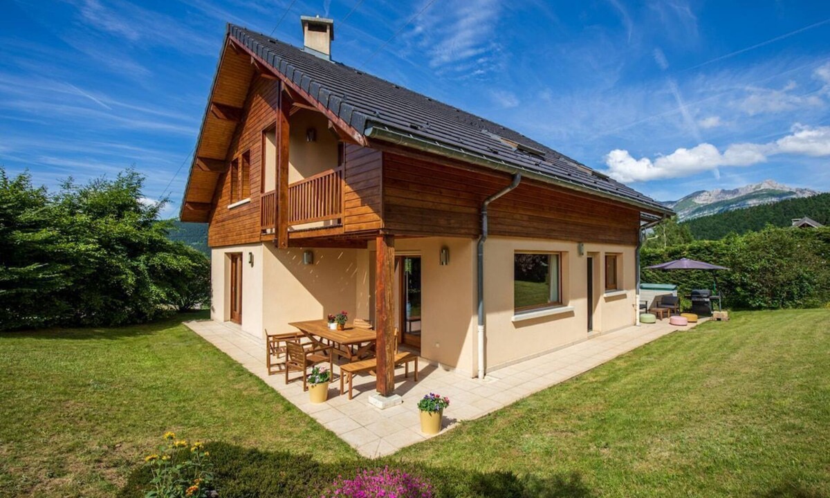 Villard-de-Lans Cottage | Maison Les Roses du Vercors 4*