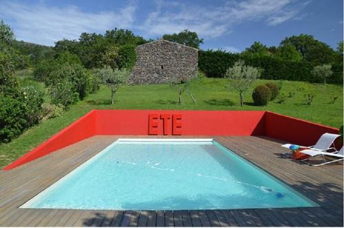 Saint-Lager-Bressac House | Maison spacieuse avec piscine à Saint-Lager-Bressac