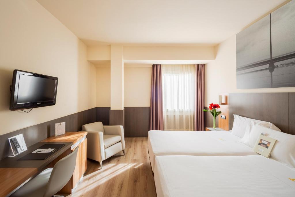 Pamplona City Centre Hotel | Maisonnave