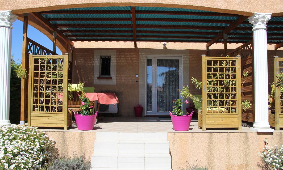 Villelongue-de-la-Salanque Apartment | MARINE * Vacation Rental Near the Sea, Air Conditioning, Private Enclosed Parking, South-Facing Terrace