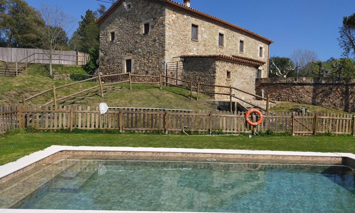 Massanes Cottage | Masía Rural Totalmente Reformada con Piscina Privada y a 15 Minutos de la Playa