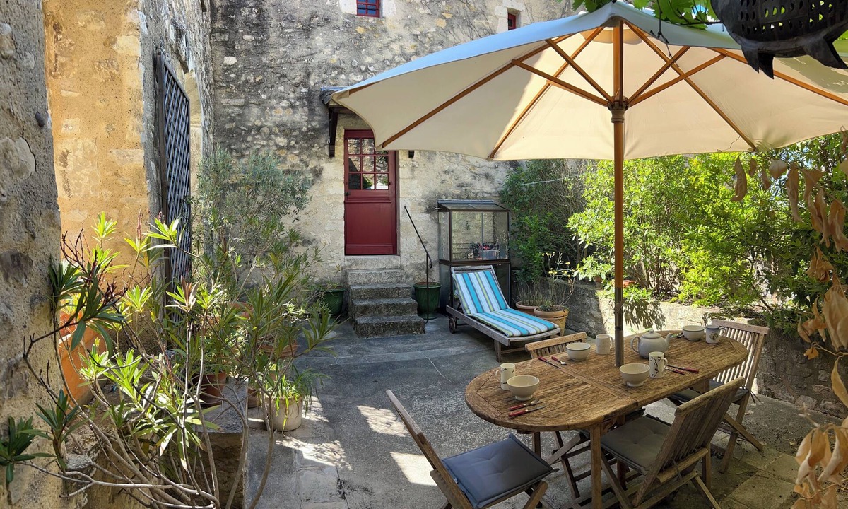 Le Poet-Laval House | Medieval house in the heart of Drôme Provençale