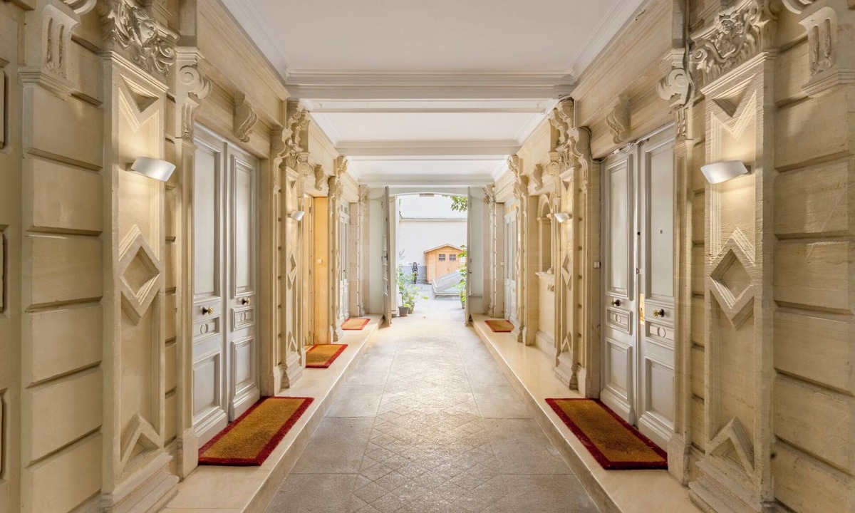 Quartier Saint-Georges Apartment | Merveil Family Suite - Cardinal Mercier