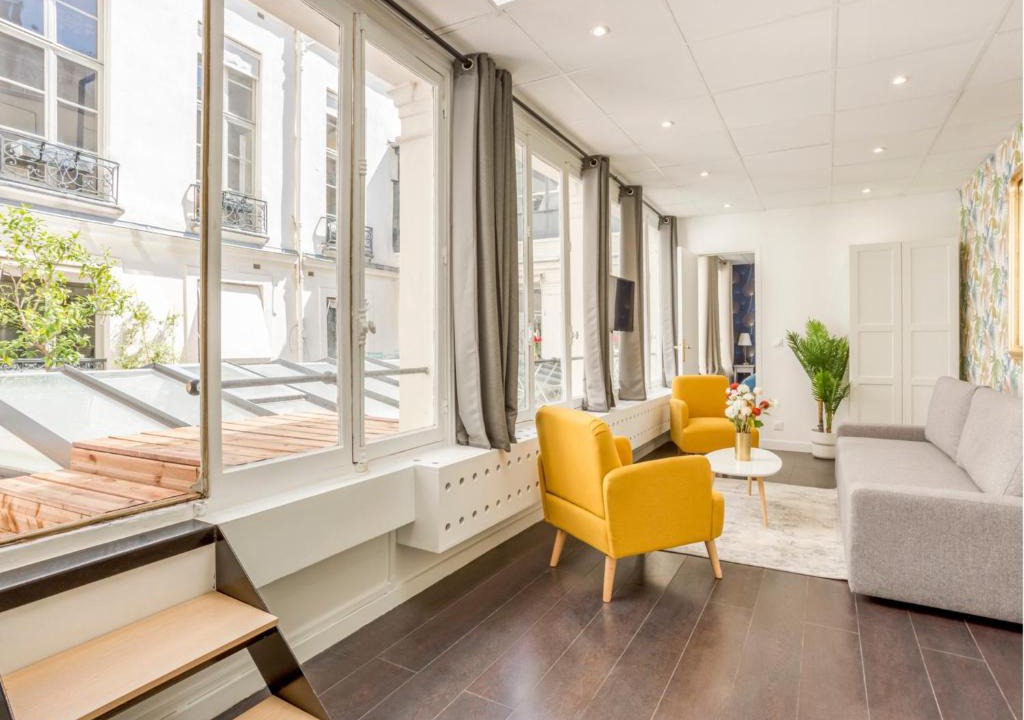 2nd Arrondissement Apartment | Merveil - Family suite - Louvre - Victoires