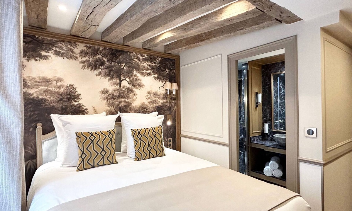 Quartier des Invalides Apartment | Merveil Luxury Suite - Eiffel Bourgogne