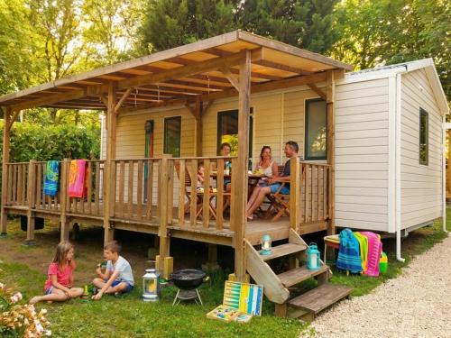 Saint-Gerons Other | Mobil-home 27m² à Saint-Gérons avec terrasse - API-1-52-1316