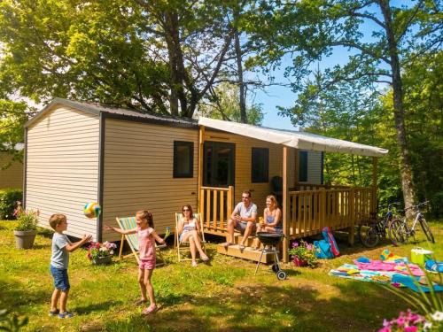 Saint-Gerons Other | Mobil-home 35m² avec Terrasse - Saint-Gérons - API-1-52-1314